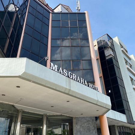 Mas Graha Hotel プカンバル エクステリア 写真