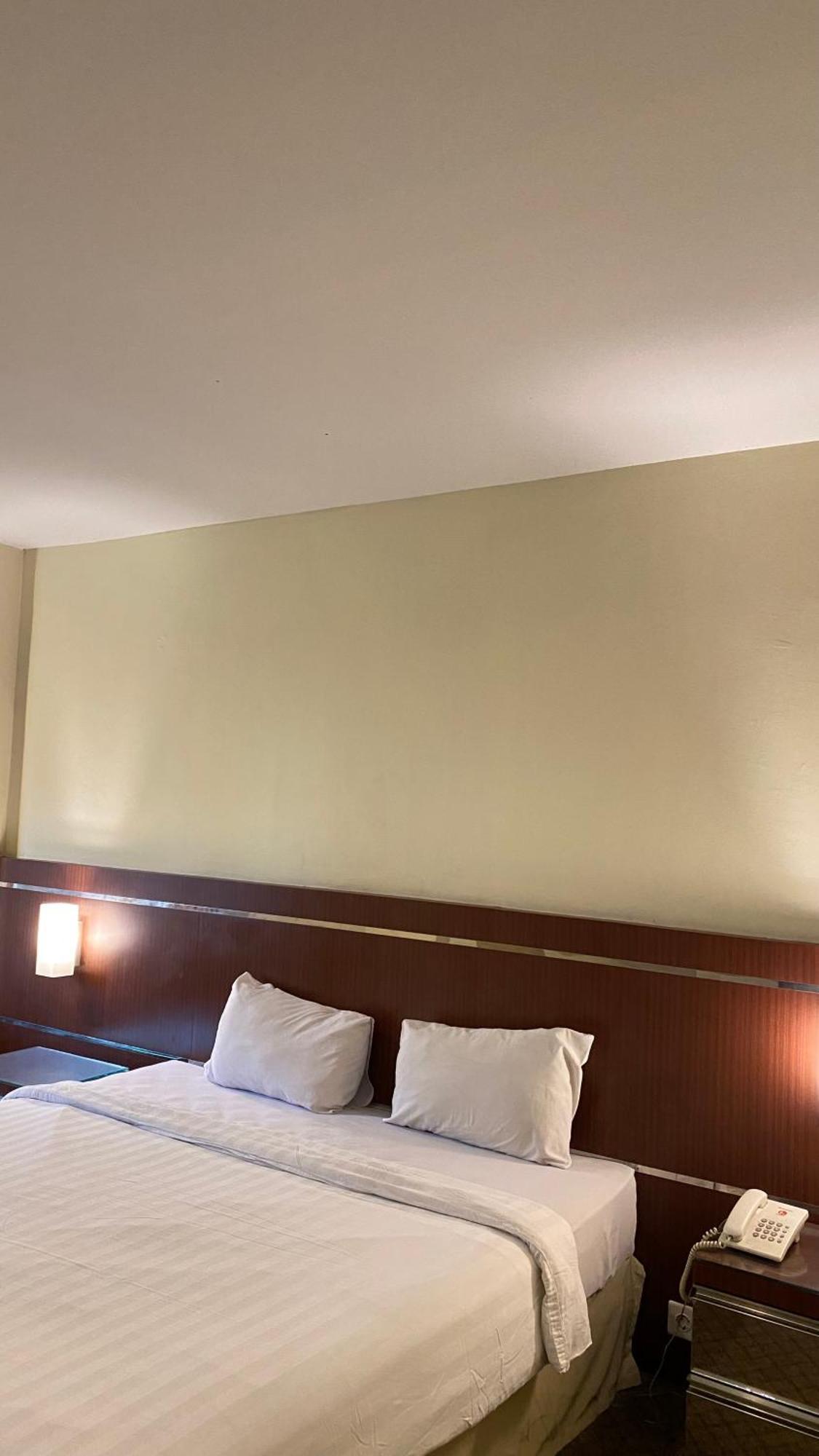Mas Graha Hotel プカンバル エクステリア 写真